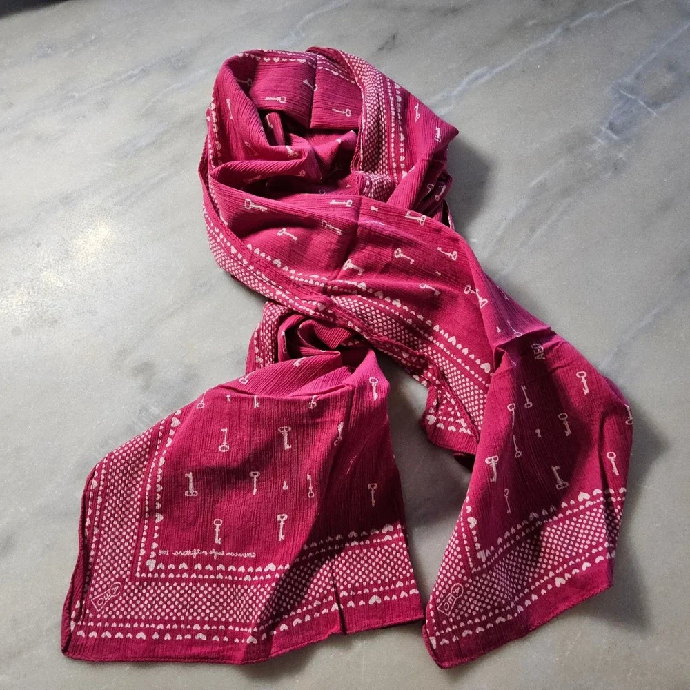 American Eagle Outfitters Scarf Pink Key‎ Print Lightweight Accessory